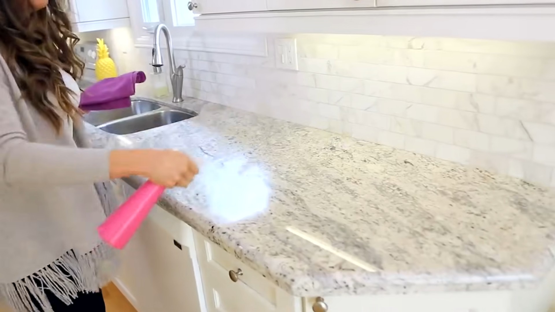 Kitchen cleaning hacks no scrubbing