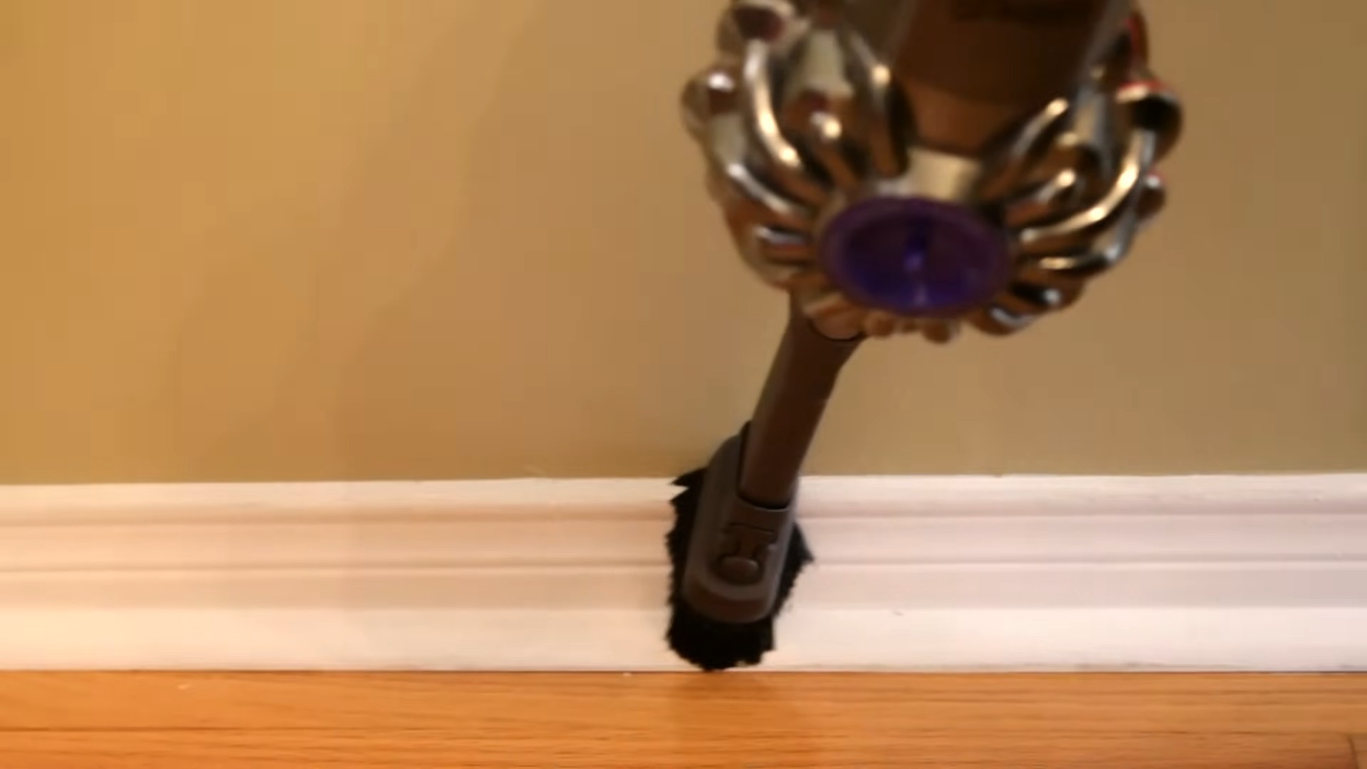 Clean Walls and Baseboards
