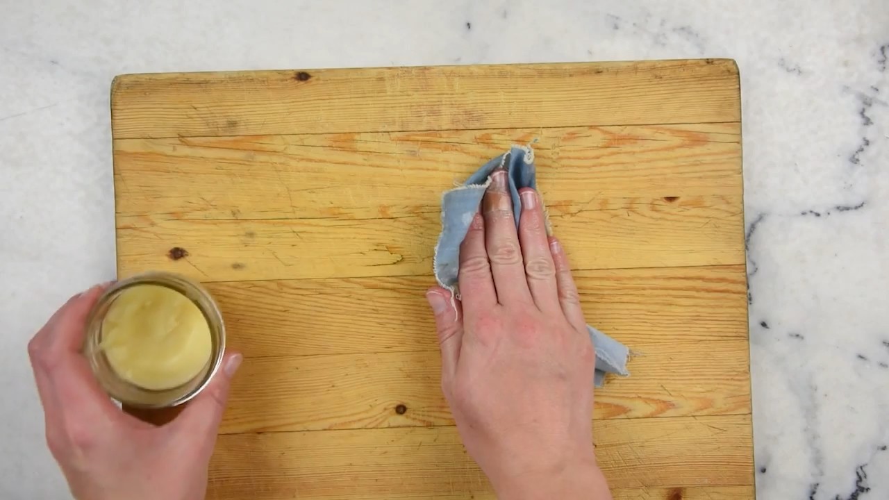 DIY Beeswax Wood Polish