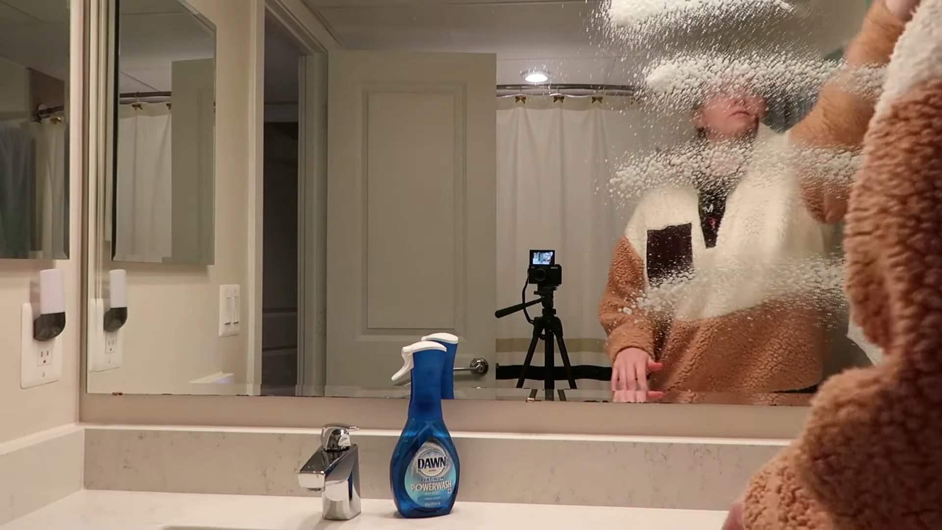 Clear Foggy Mirrors Fast