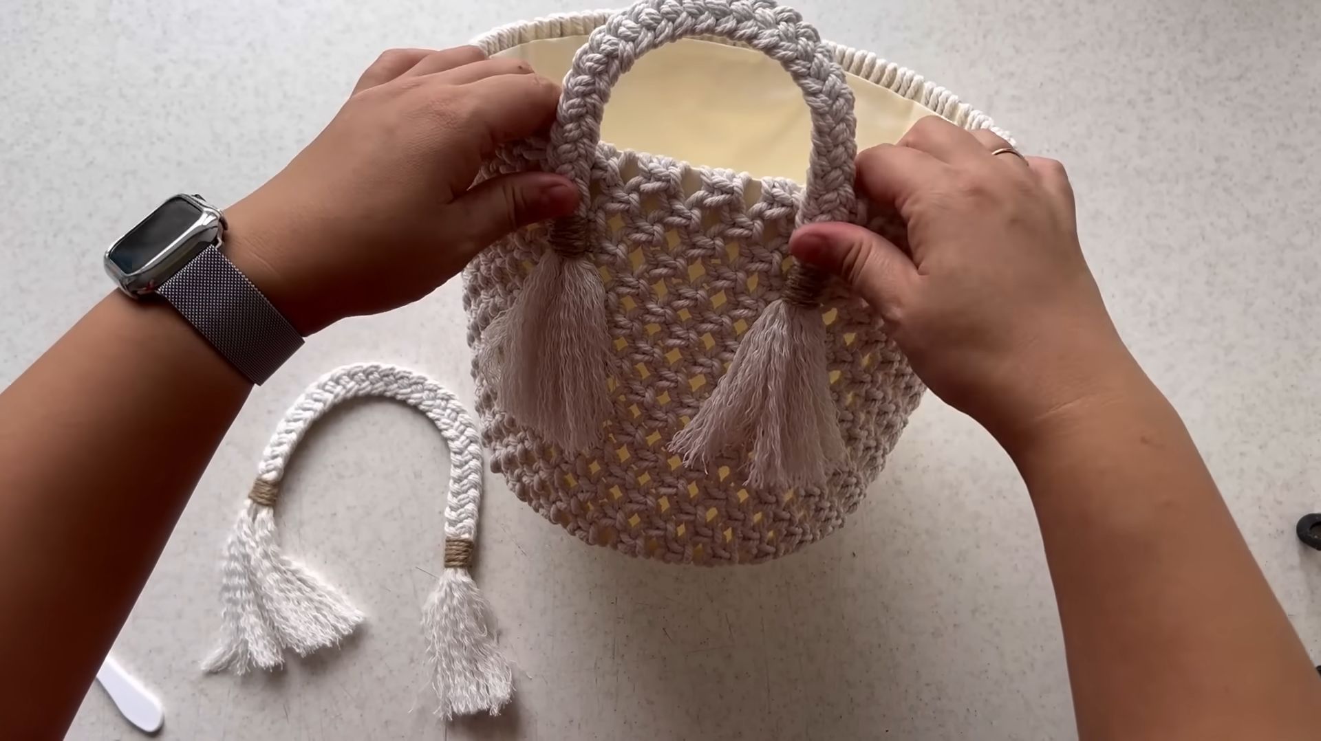 DIY bucket basket weaving